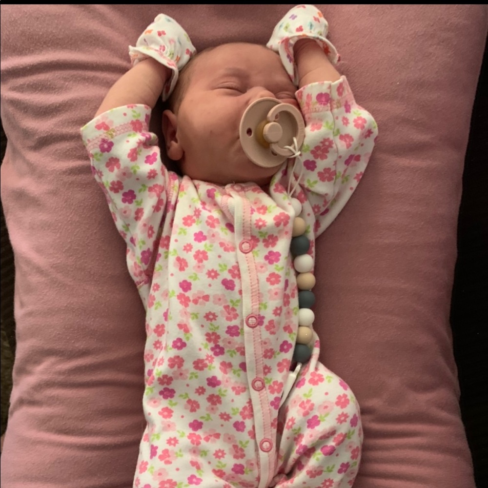 Snuggle me organic infant lounger